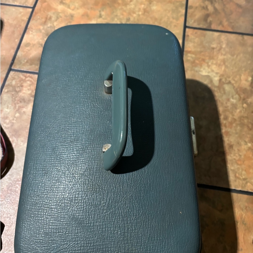 Vintage Teal Hard Shell Case
